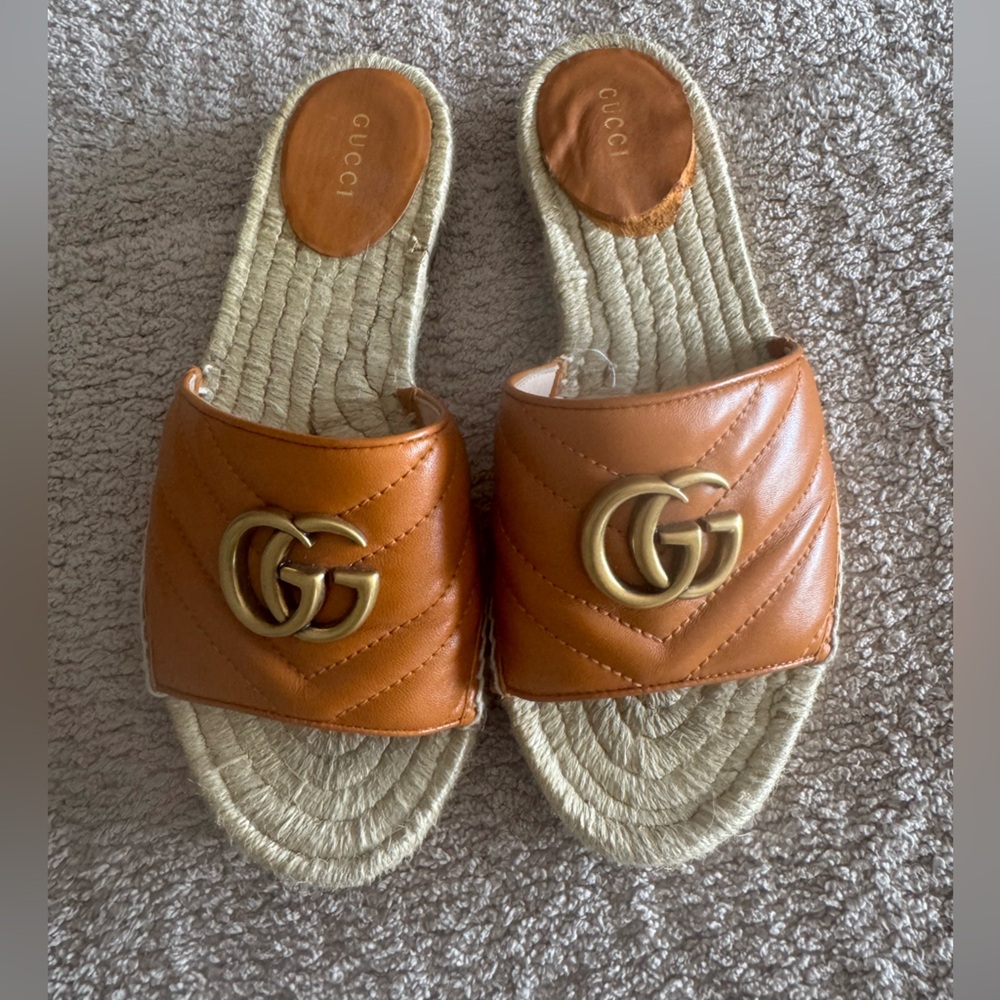 Gucci Sandals - Picture 2 of 4